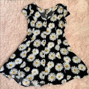 Daisy dress with corset draw string back.